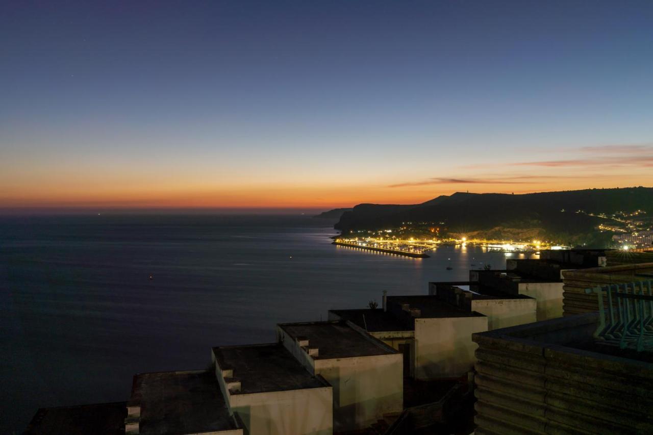 The View House - Sesimbra Apartment Exterior photo